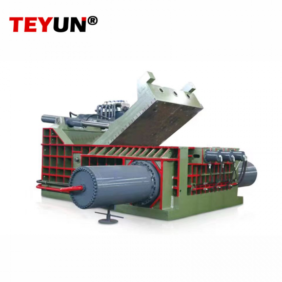 Heavy duty metal baling machine