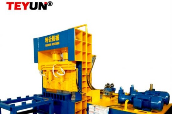 Ножницы типа «аллигатор» против портальных ножниц: что лучше для переработки тяжелой стали?